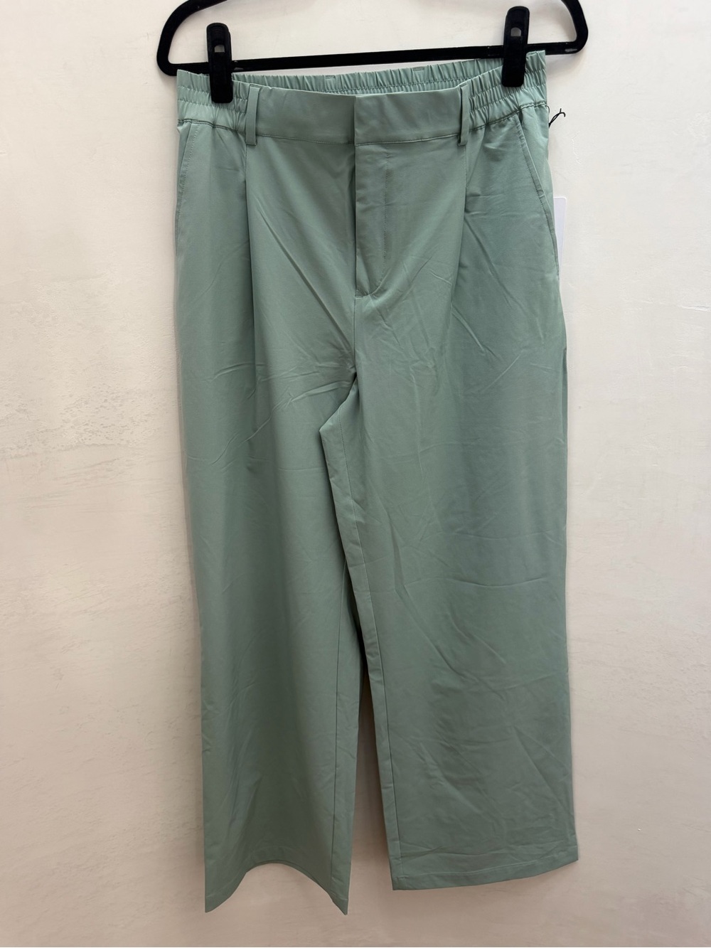 ALO Yoga Women's Sage Green Wide-Leg Pants